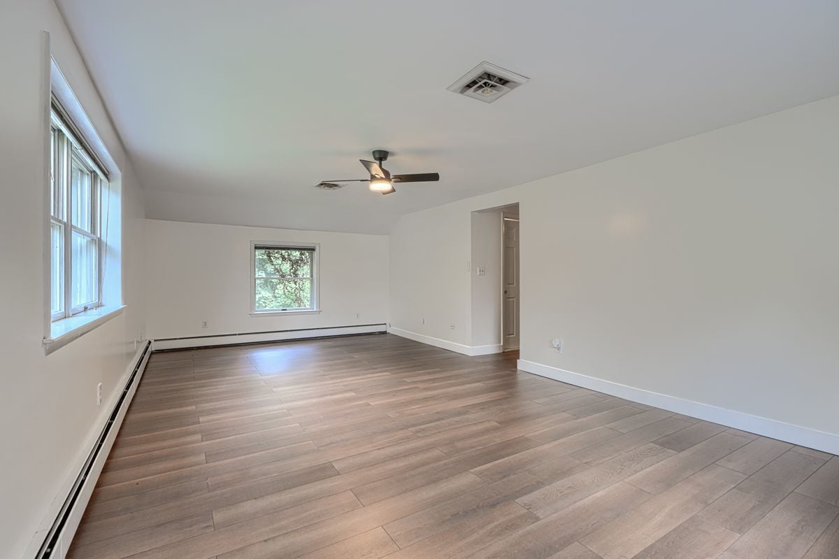 Building Photo - 1703 Roland Ave