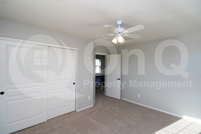 Building Photo - 3864 E Baars Ave