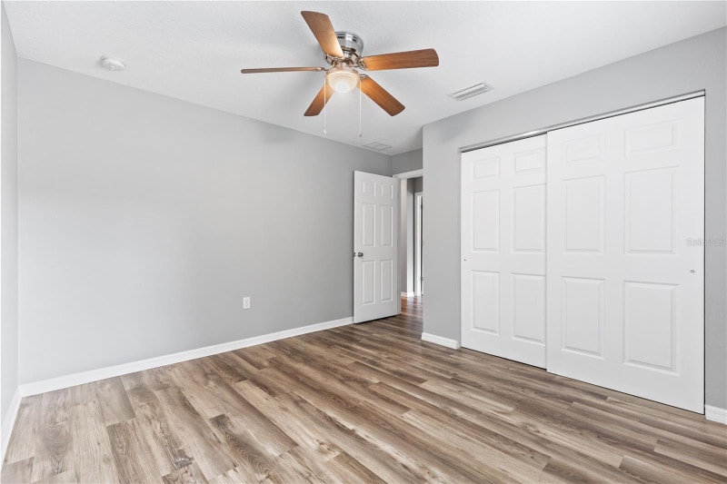 Building Photo - 1925 34th Ave E