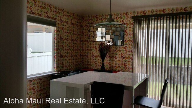 Building Photo - 3 br, 2 bath House - 70 Hoku Puhipaka Street