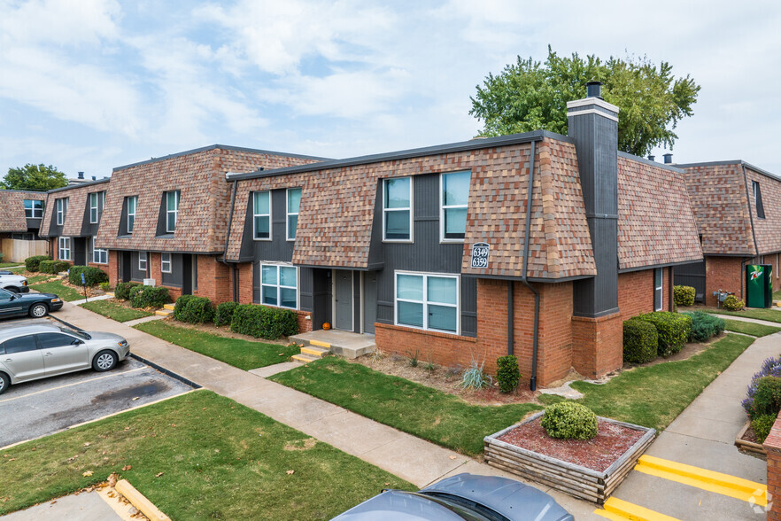 Primary Photo - Meadowood Village Apartments