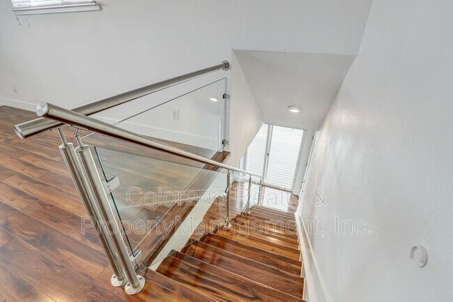 Building Photo - 2581 S Hazel Ct