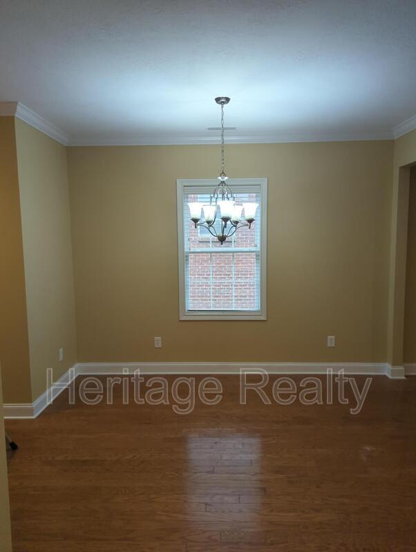 Building Photo - 655 Yorkland Way