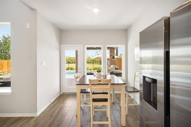 Building Photo - 18214 Sunset Elm Dr