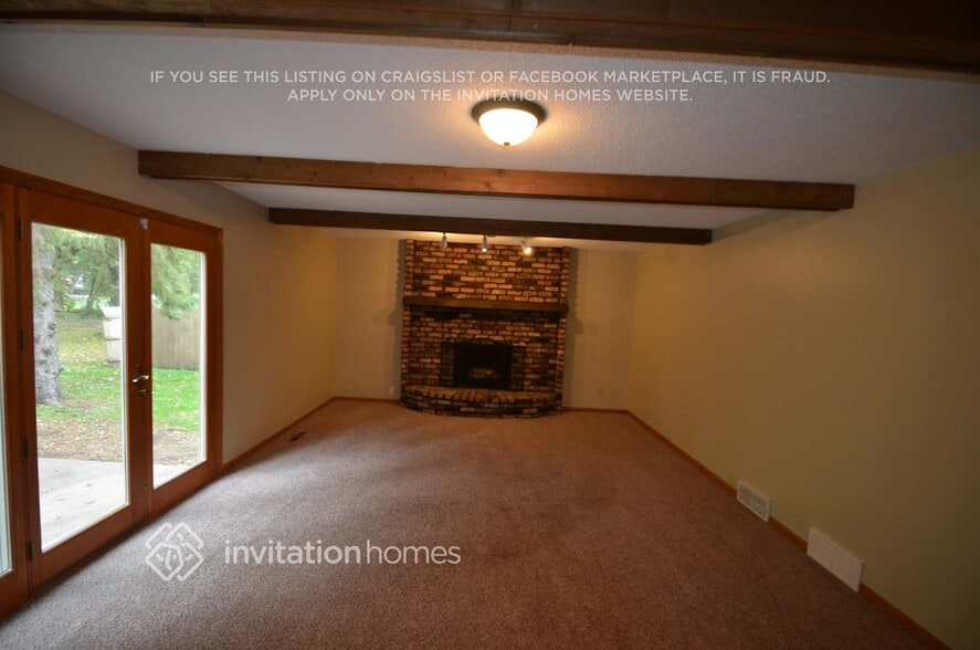 Building Photo - 11636 Evergreen St NW