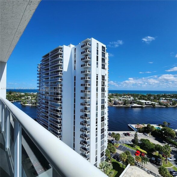 Building Photo - 20505 E Country Club Dr