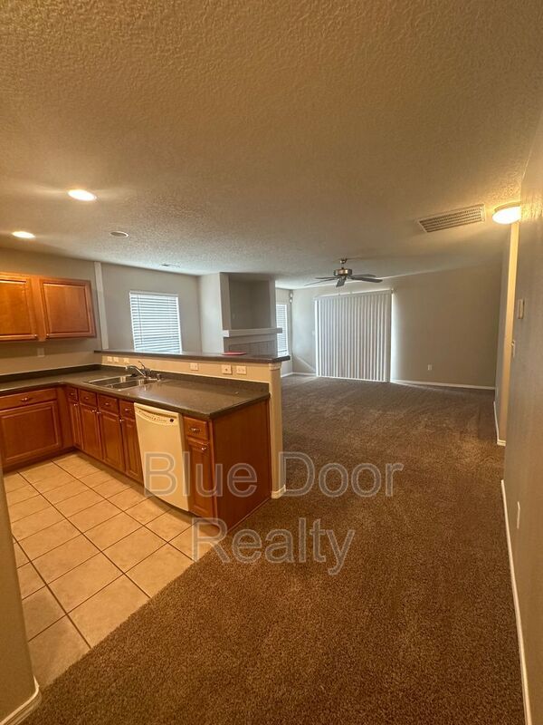 Building Photo - 8023 Sierra Altos Pl NW