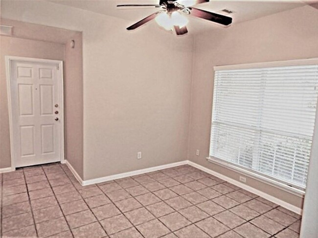 Building Photo - 18042 Platinum Springs Dr