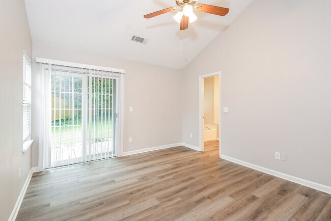 Building Photo - 2715 Tradd Ct