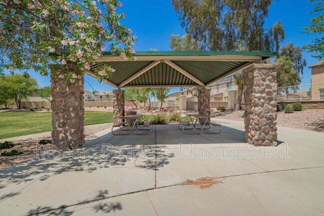 Building Photo - 35565 N Bandolier Dr