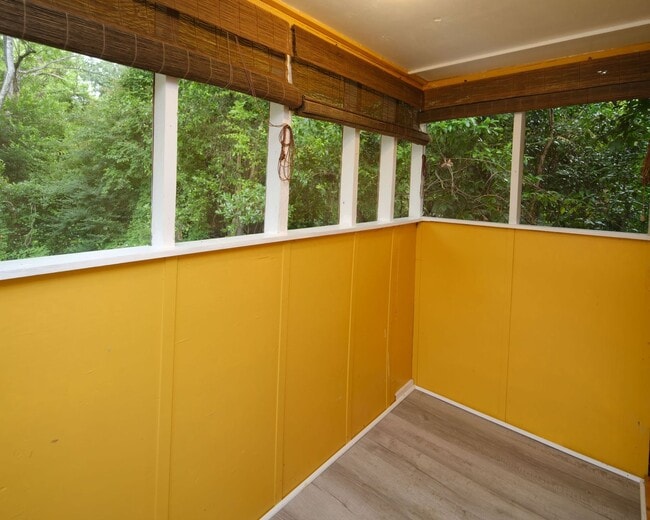 Building Photo - 414B Laurens Street NW