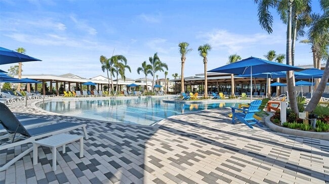 Building Photo - 6985 Oak Commons Way