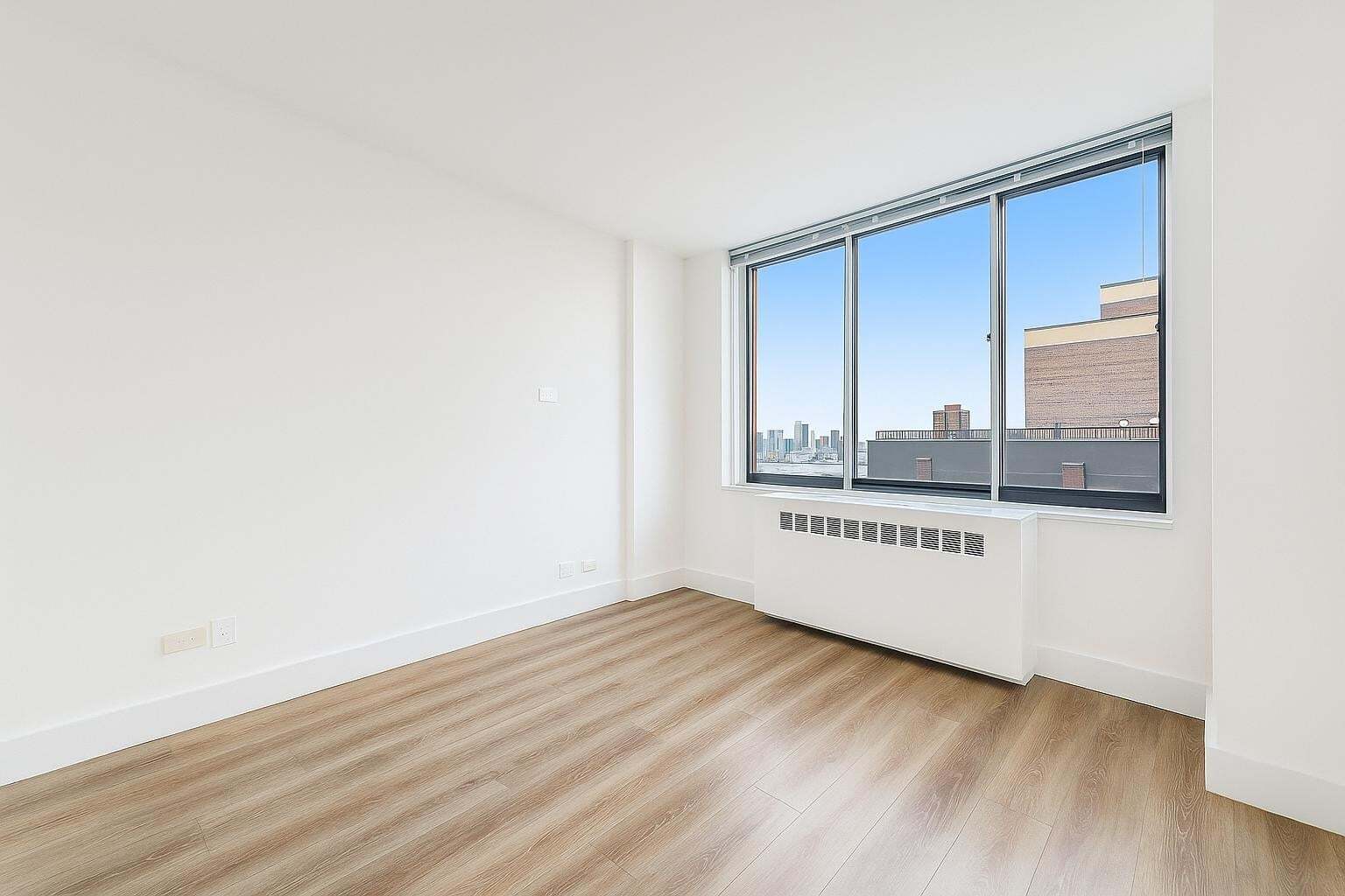 Building Photo - 1735 York Ave