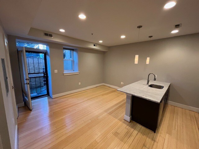 Building Photo - 1300 Euclid St NW