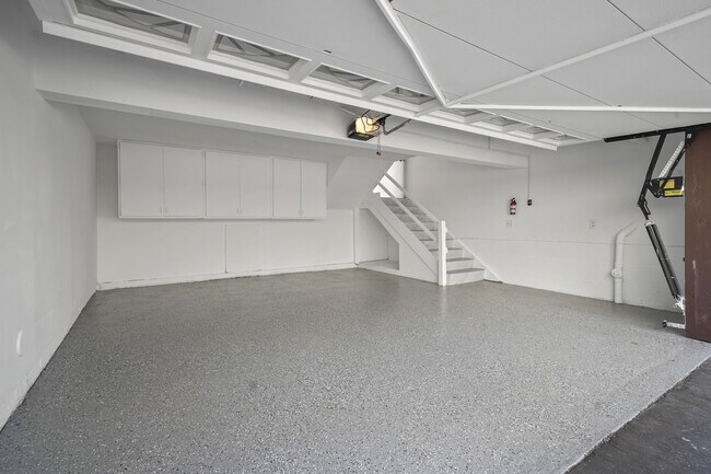 Building Photo - 22259 Erwin St