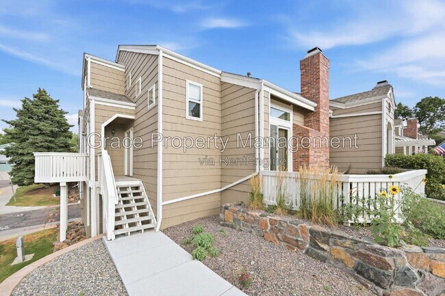 Building Photo - 9024 Bear Mountain Dr