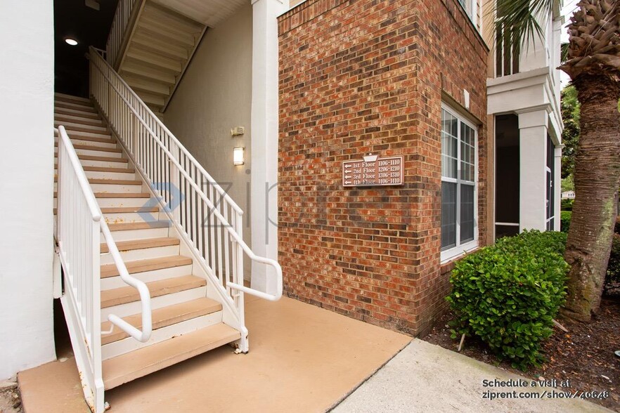 Building Photo - 11251 Campfield Dr