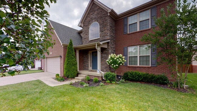 Building Photo - 802 Urton Woods Way