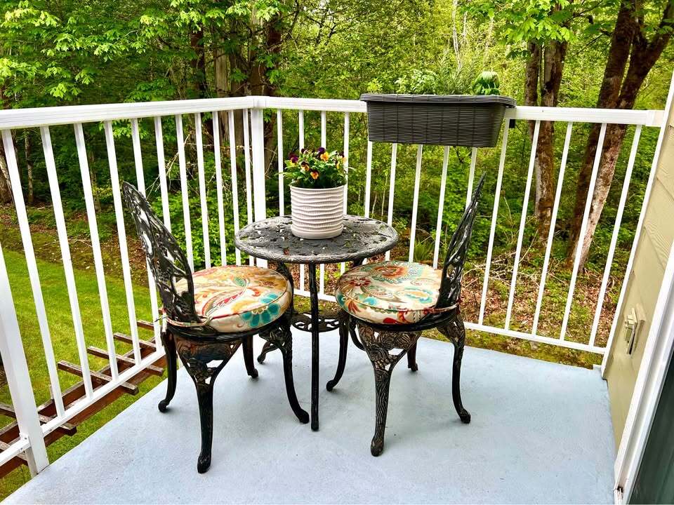 Balcony - 737 241st Ln SE