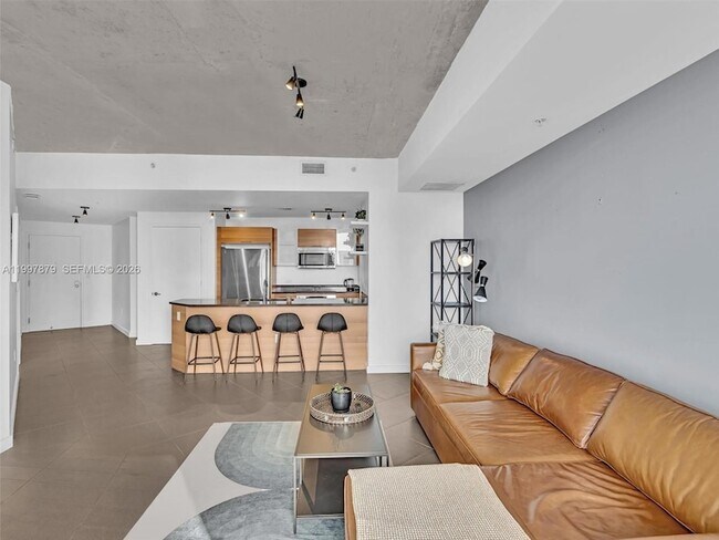 Building Photo - 3301 NE 1st Ave