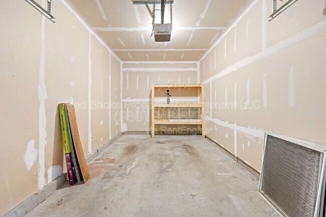 Building Photo - 117 Snead Rd