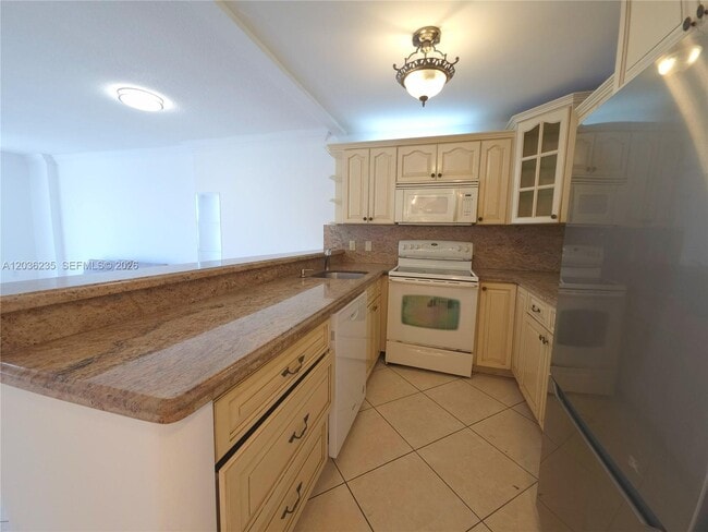 Building Photo - 401 Ocean Dr
