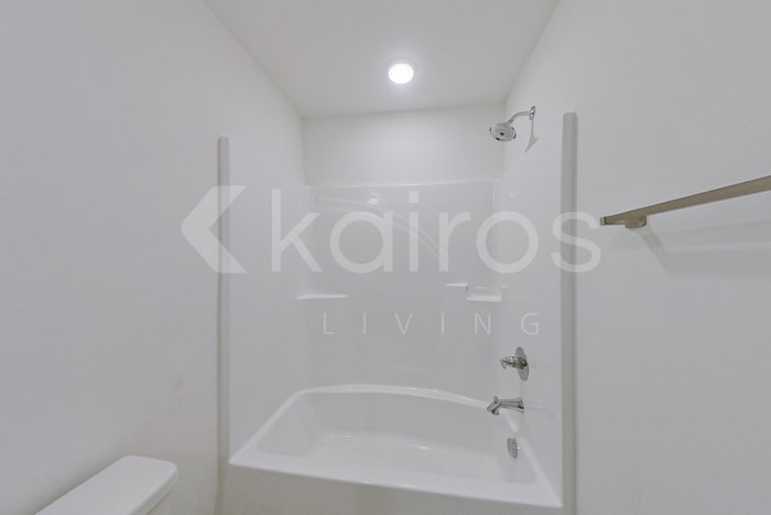 Building Photo - 6144 Taramore Ln NW