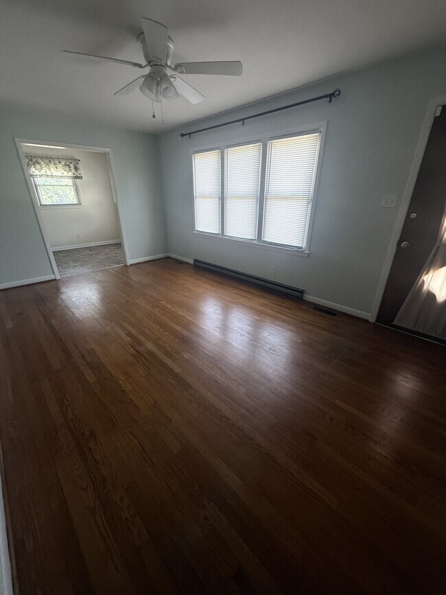 Building Photo - 8595 Benbow-Merrill Rd