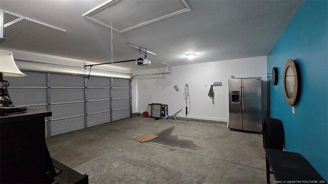 Building Photo - 127 Nandina Ct