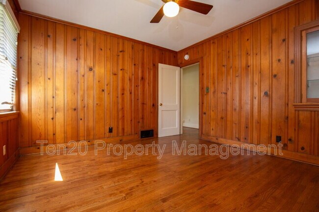 Building Photo - 1514 Hilton Ave