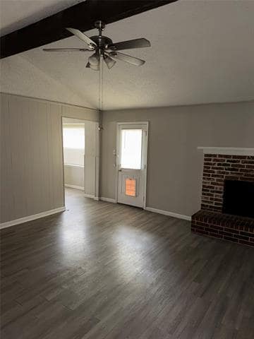Building Photo - 6233 Sunnybrook Dr