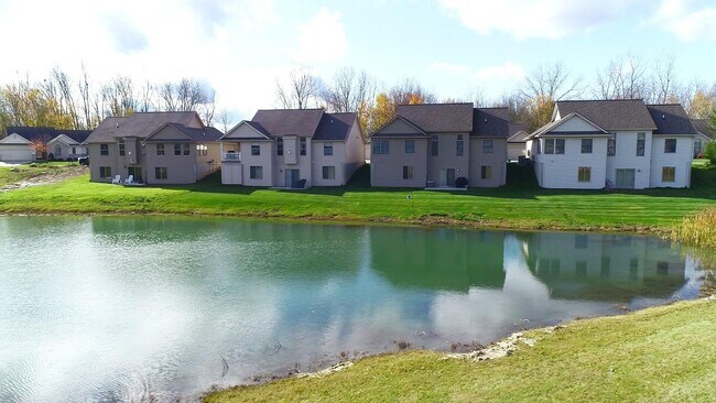 Building Photo - 5391 Swan Dr