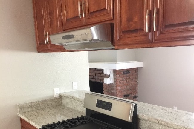 Cook Top - 306 Larsson St