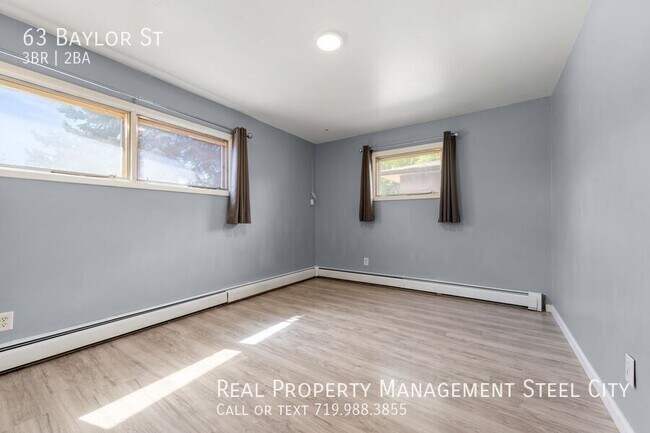 Building Photo - 63 Baylor St