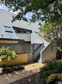 Building Photo - 301 2nd St NW