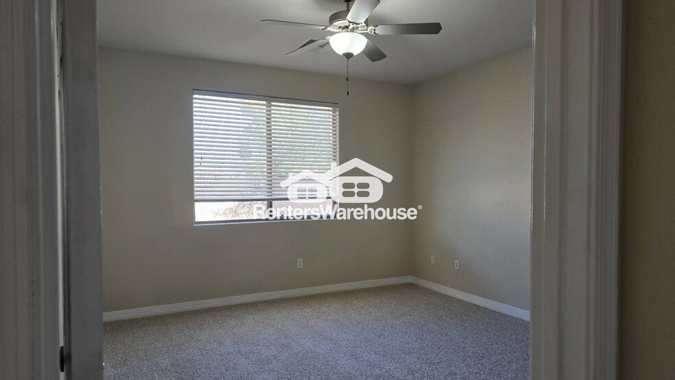 Building Photo - 8330 N Mountain Stone Pine Way