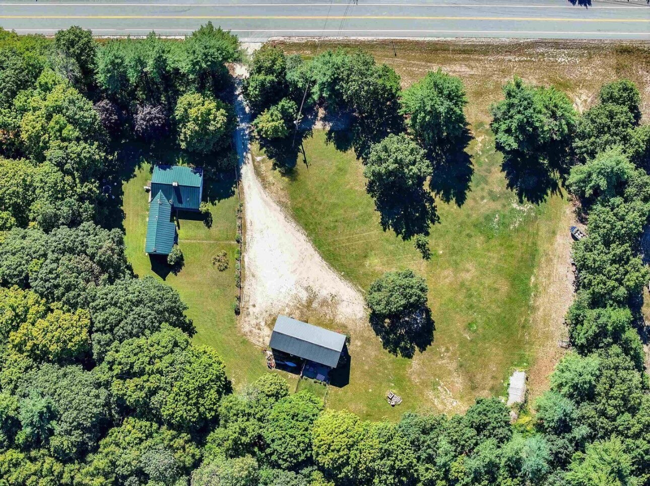 Building Photo - 331 Weare Rd