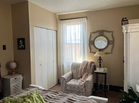 Building Photo - 12 W Bellecrest Ave