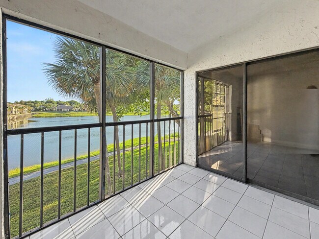 Building Photo - 330 Palmwood Pl