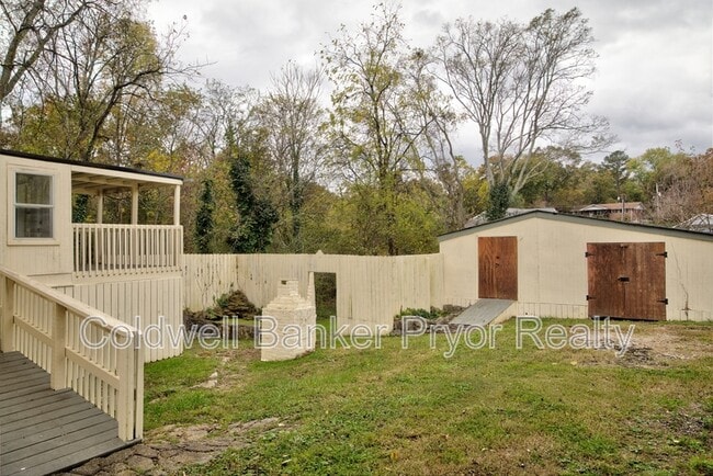 Building Photo - 65 Nason St