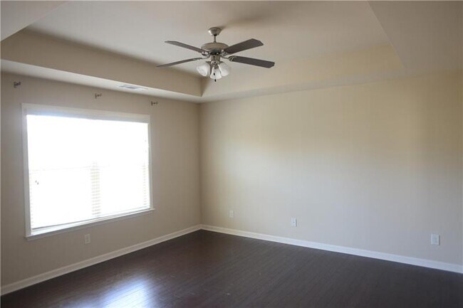 Building Photo - 776 Village Field Ct NW