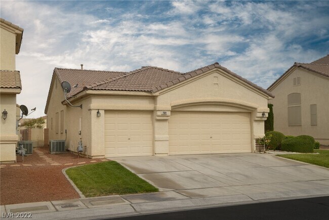 Building Photo - 7584 Splashing Rock Dr