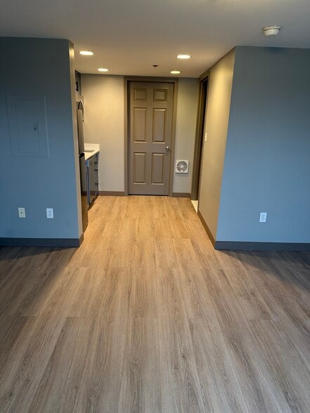 Building Photo - 154 East St