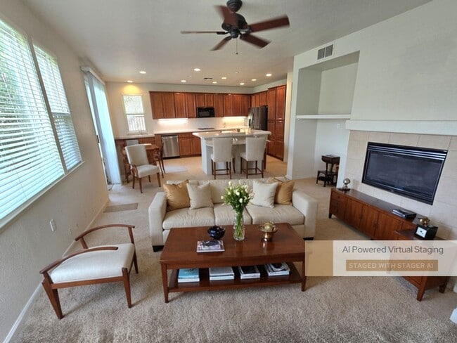 Building Photo - Wonderful 4 bedroom 3 full bath in the Wildhorse Golf Course Community.