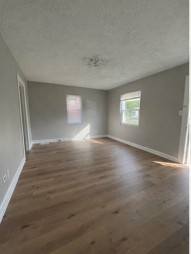 Building Photo - Two Bedroom for you!