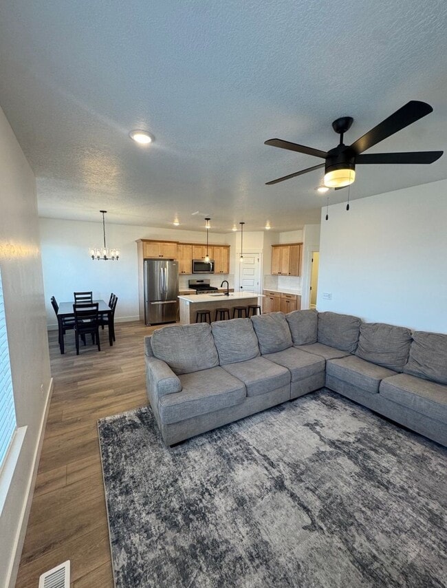 Building Photo - RES_VANDERWATT_866