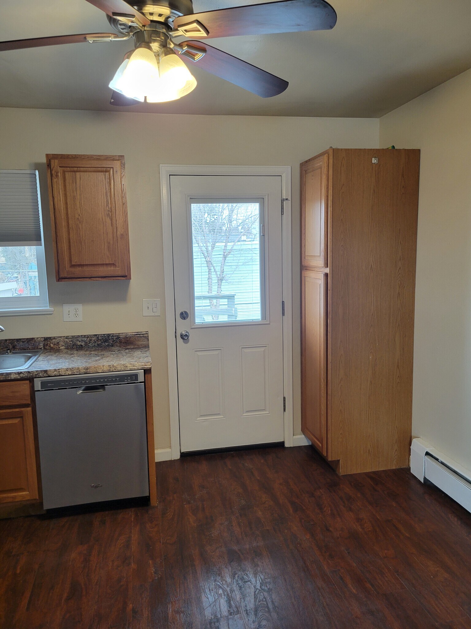 Building Photo - 7515 Stuart St