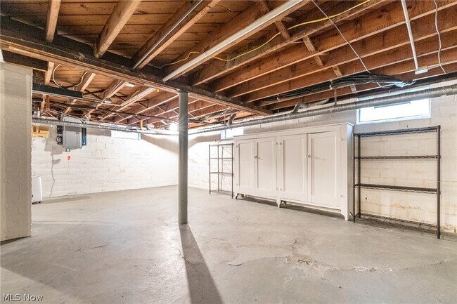 Building Photo - 3350 Avalon Rd