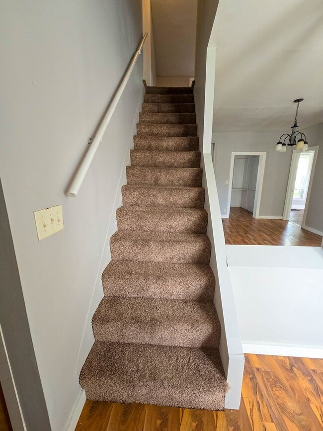 Building Photo - Charming 5 Bedroom Home in Aledo with Mode...