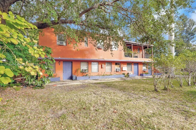 Building Photo - 12287 NE 7th Ave